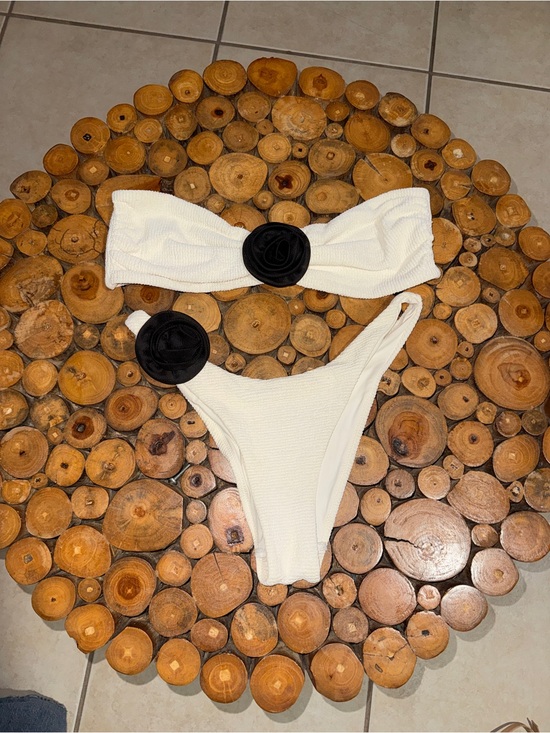 Other - White Ribbed Bandeau Bikini Set with Black Rosette Accent